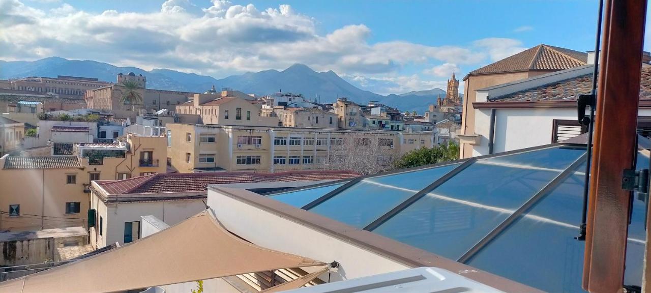 Sopra Moltivolti Guesthouse باليرمو المظهر الخارجي الصورة